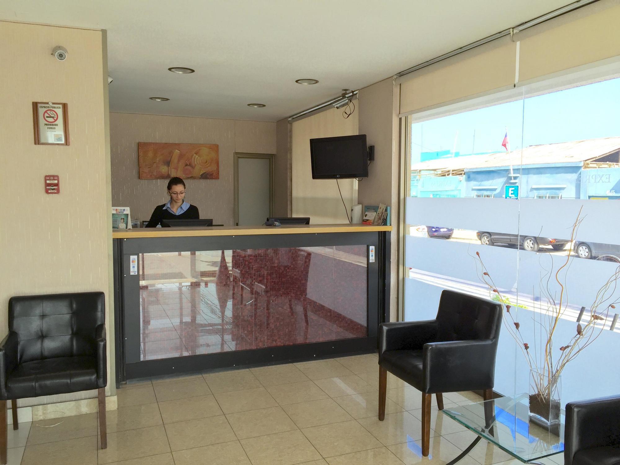 Hotel Gavina Express Iquique Exterior photo